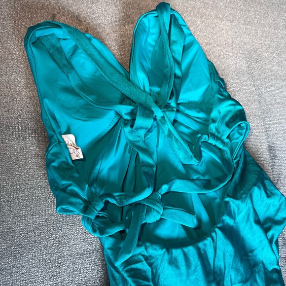 Becca by Rebecca Virtue one-piece swimsuit - Picture 4 of 6